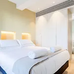 Apartment “the Palms” New, Ac, Terrace, Calm Near Old Town San Sebastián