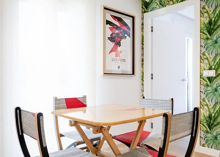 Apartment “the Palms” New, Ac, Terrace, Calm Near Old Town San Sebastián