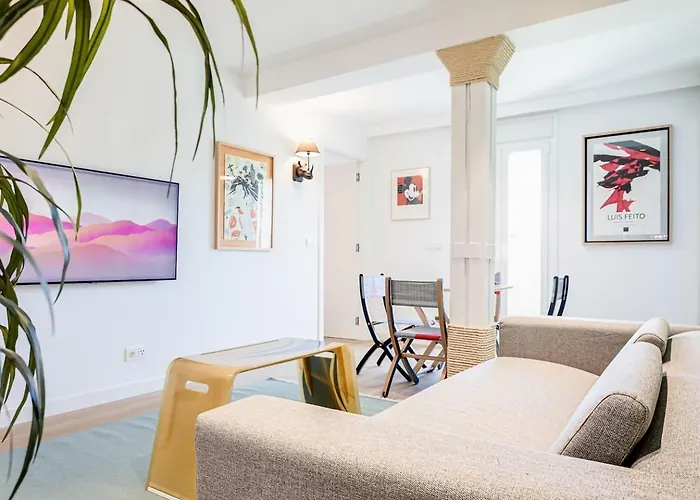 “the Palms” New, Ac, Terrace, Calm Near Old Town San Sebastián