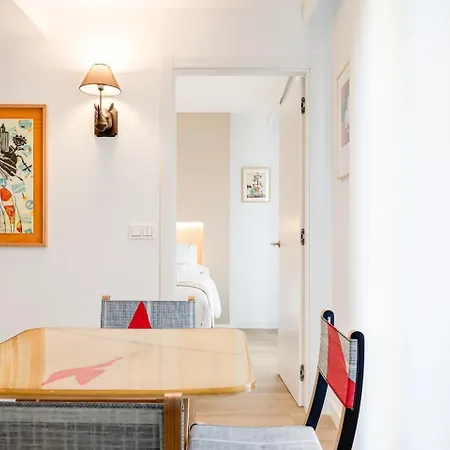 Apartman “the Palms” New, Ac, Terrace, Calm Near Old Town San Sebastián