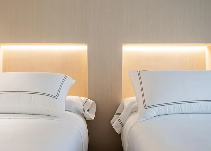 “the Palms” New, Ac, Terrace, Calm Near Old Town Apartament *