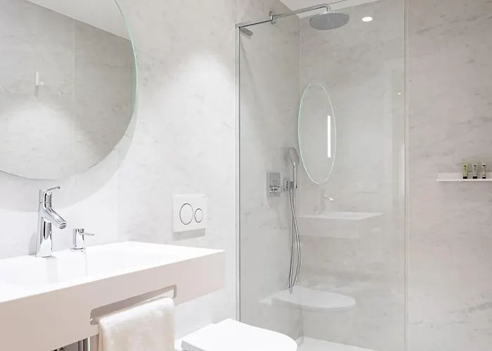 “the Palms” New, Ac, Terrace, Calm Near Old Town *